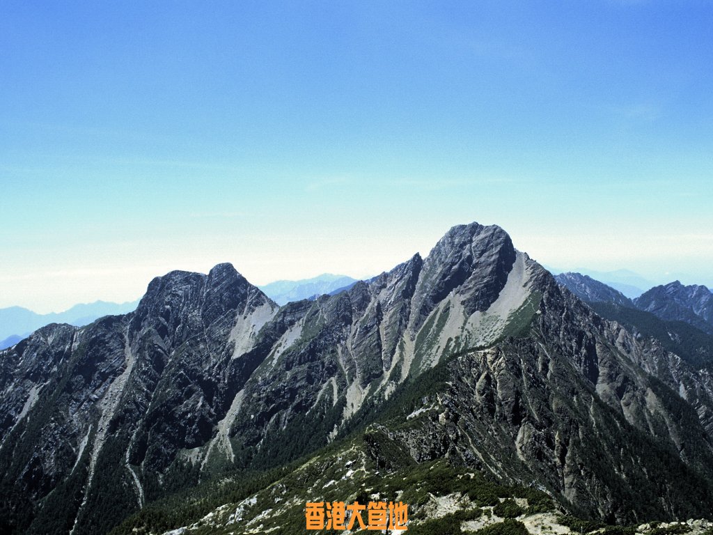 Mount_Yu_Shan_-_Taiwan.jpg