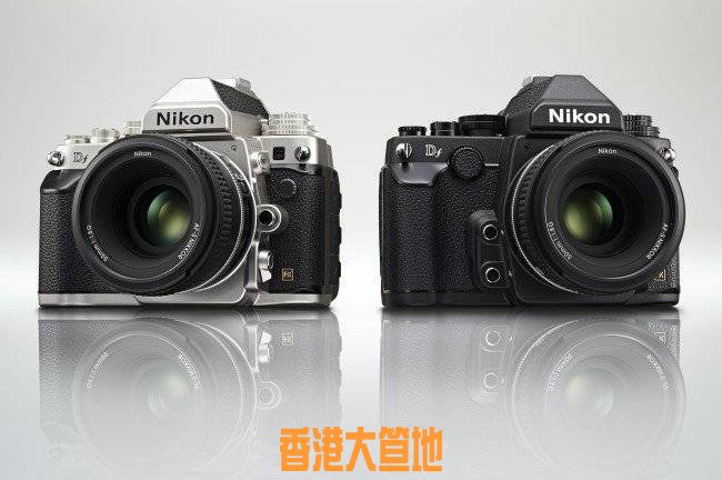 Nikon-Df-blakc-and-silver-1.jpg