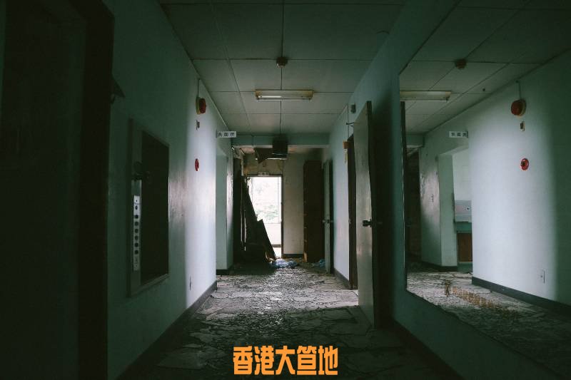 WhatsApp Image 2017-12-12 at 18.27.20 (14).jpeg