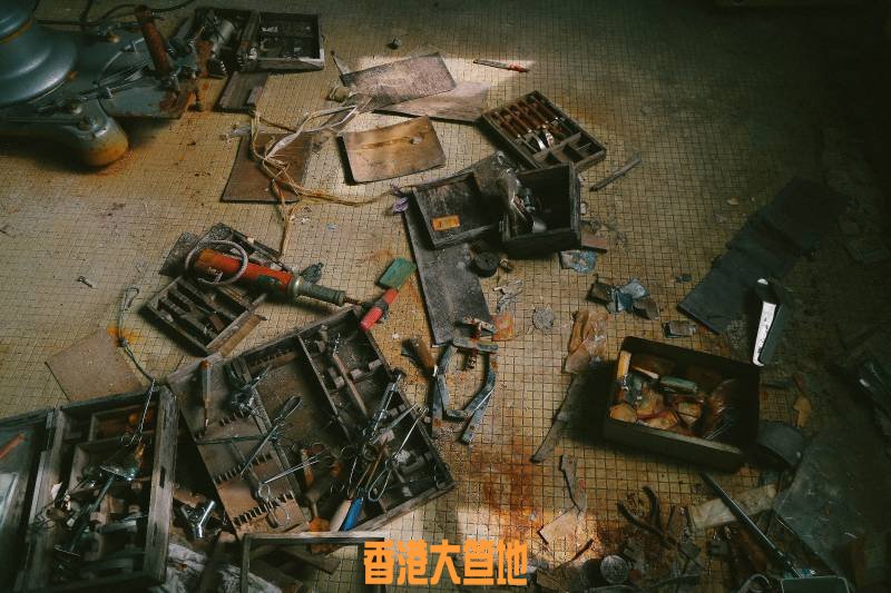 WhatsApp Image 2017-12-12 at 18.27.20 (2).jpeg